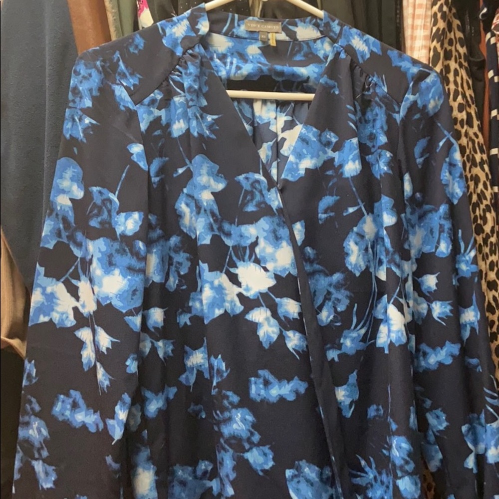 Vince Camuto blouse